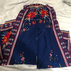 Flowy Patterned Pants
